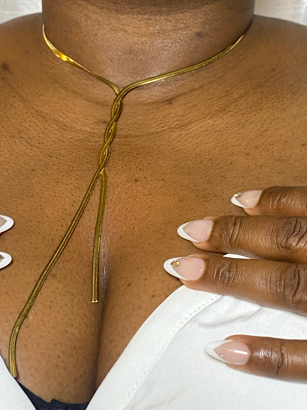 Aura twist necklace