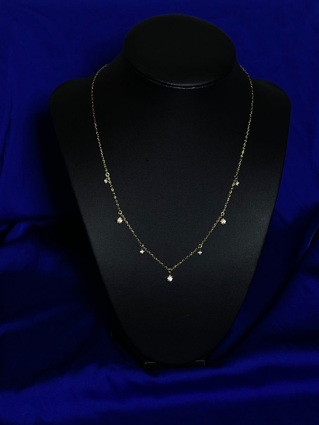 Stella charm necklace