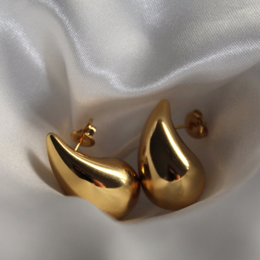 Tear Drop Earings